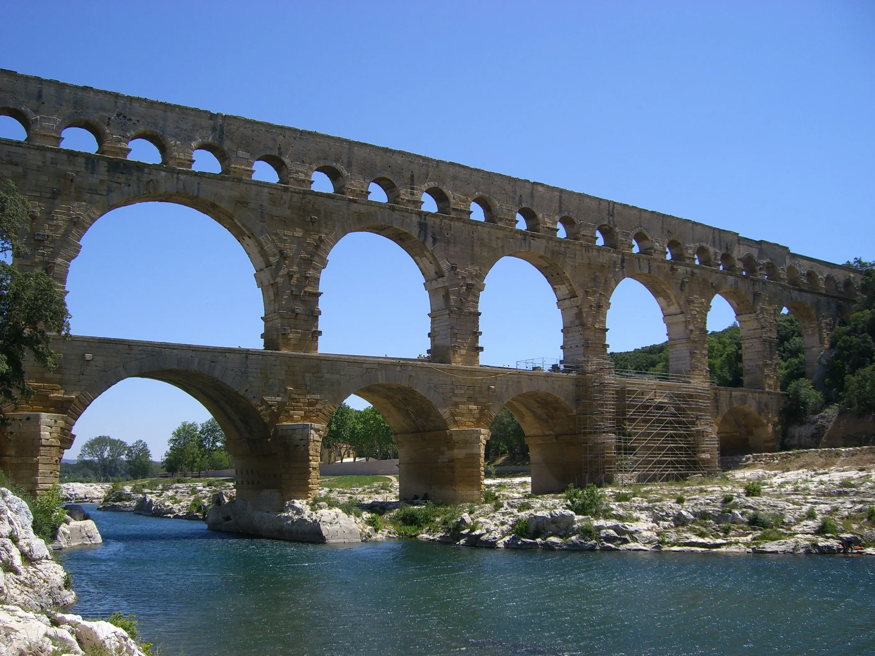 2006 Jun - Pont du Gard - Nîmes